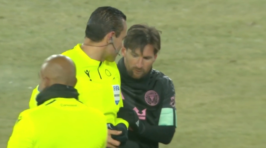 賽后向梅西要簽名！ESPN：墨西哥裁判被停哨半年，再犯無限期停哨