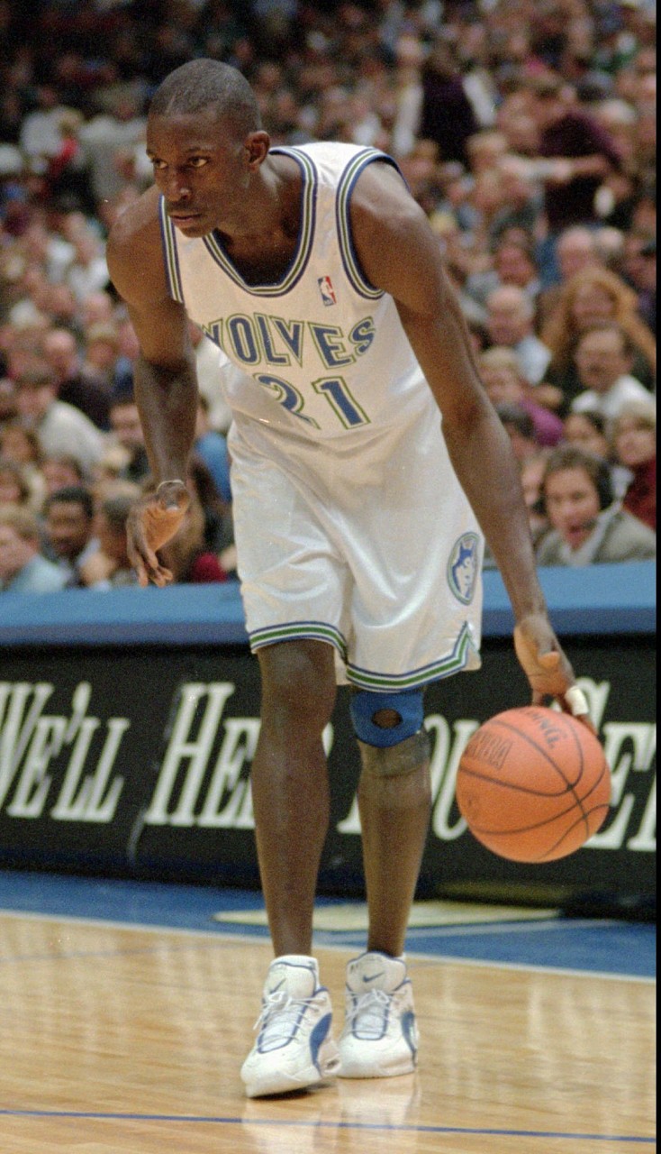  KG：你以為我喜歡狼隊老板那個XX？我們來NBA就是工作&拿錢回家