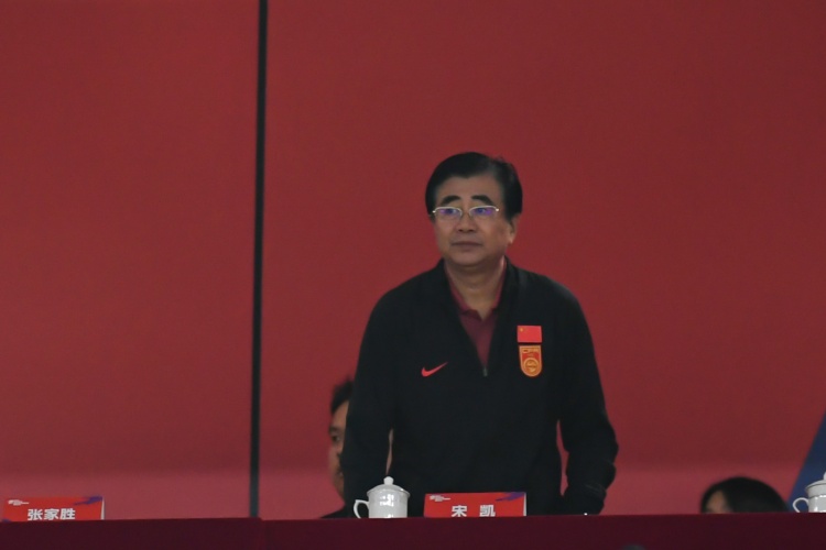  北青體育：宋凱、許基仁探班U20國青，將全程陪伴征戰(zhàn)U20亞洲杯