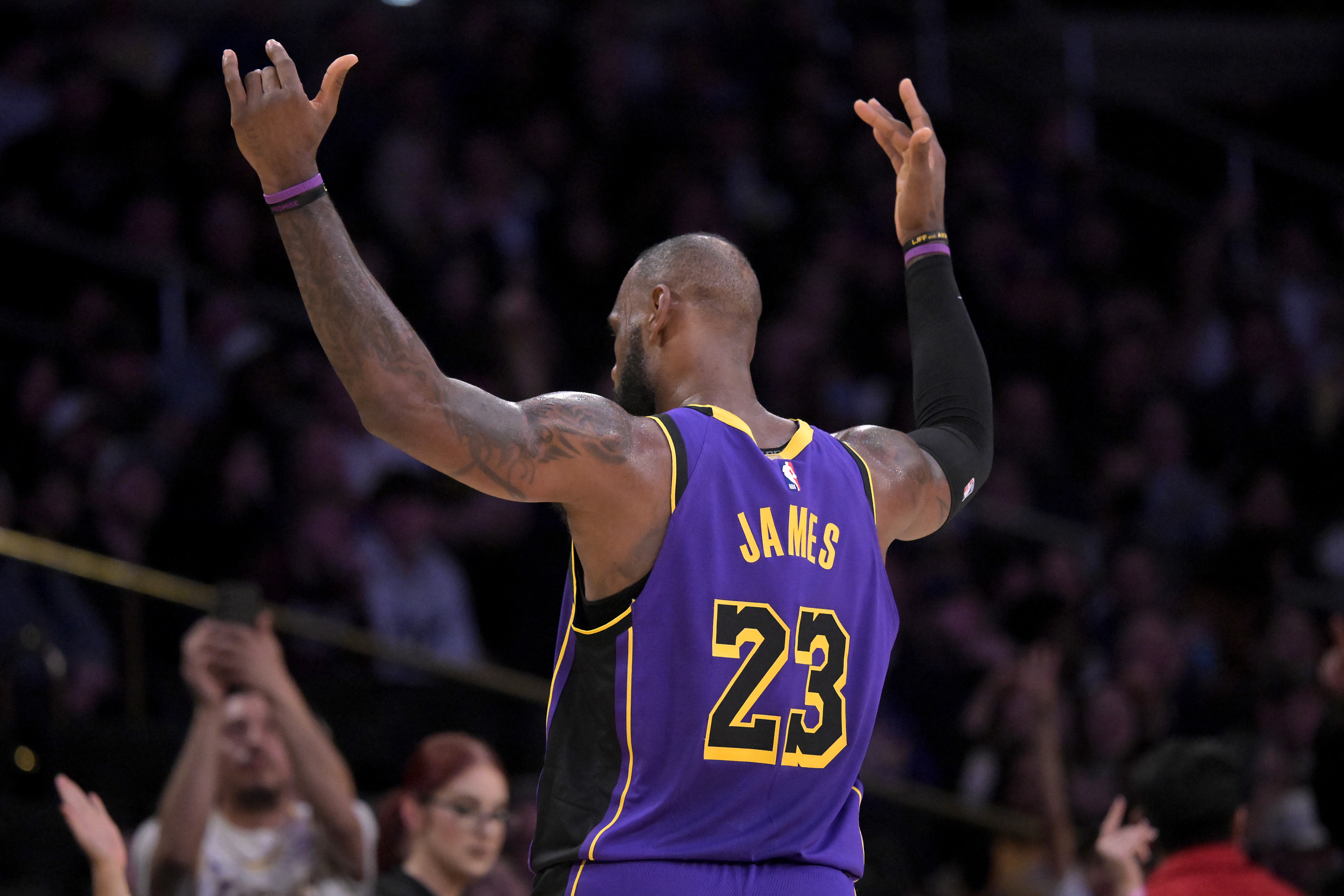  誰(shuí)是搶手貨？誰(shuí)將淡出NBA？今夏自由球員盤點(diǎn)：威少第27懷斯曼倒3